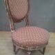Chaise basse de style Louis XVI