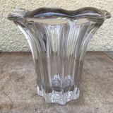 Vintage 1970s Crystal Molded Flower Vase
