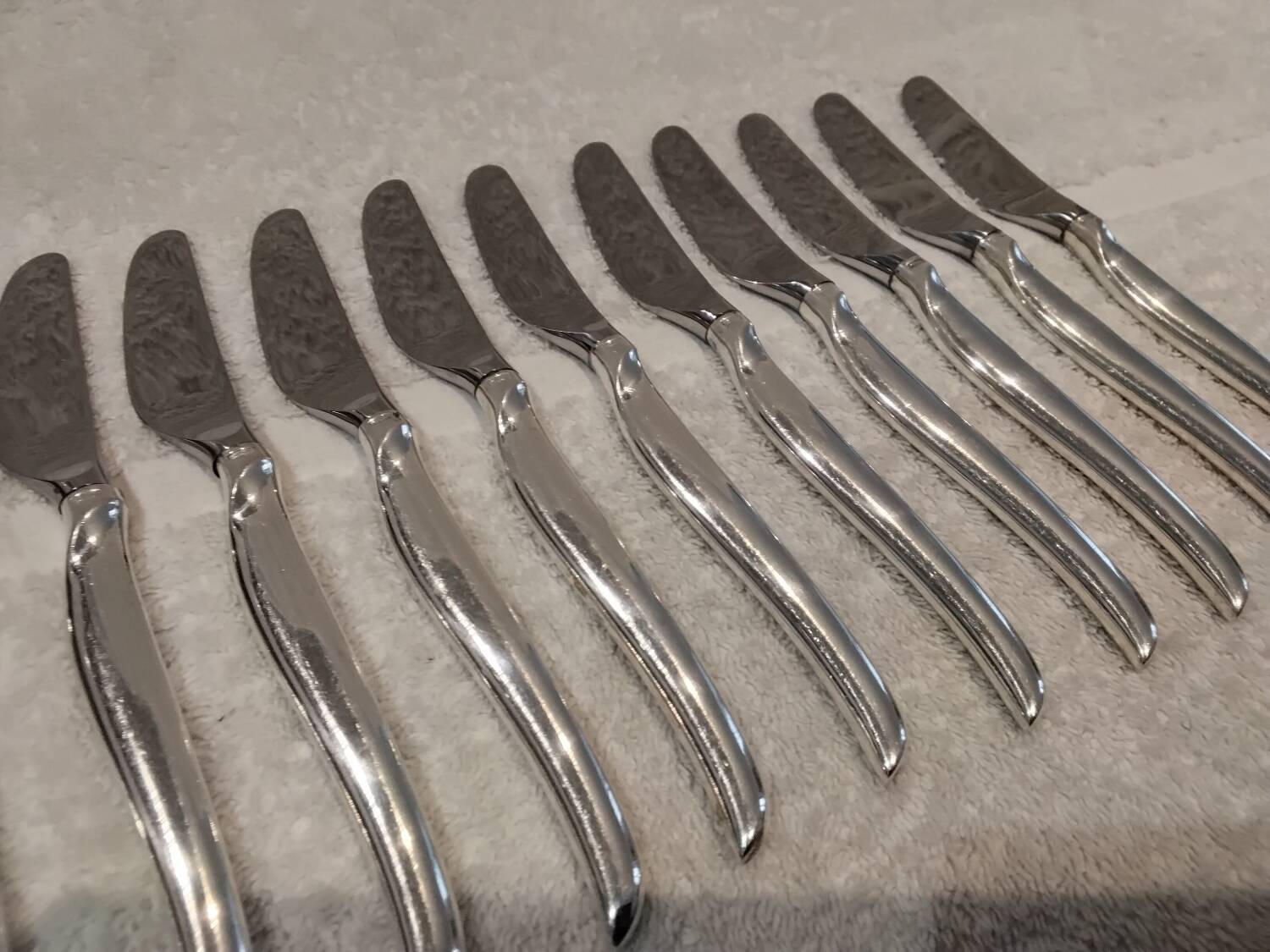 11 silver-plated dessert knives by Christofle, Duo model, 18cm