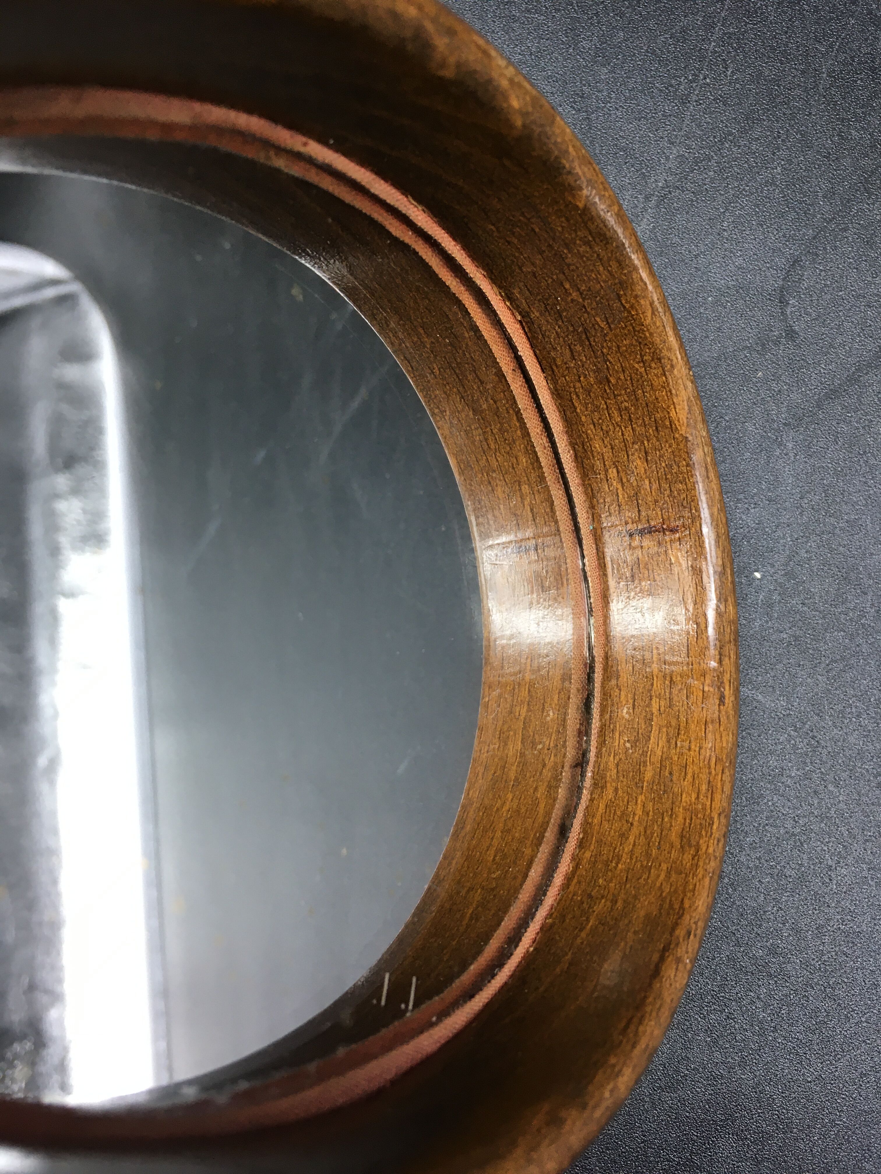 Hand-facing mirror in vintage wood year 70