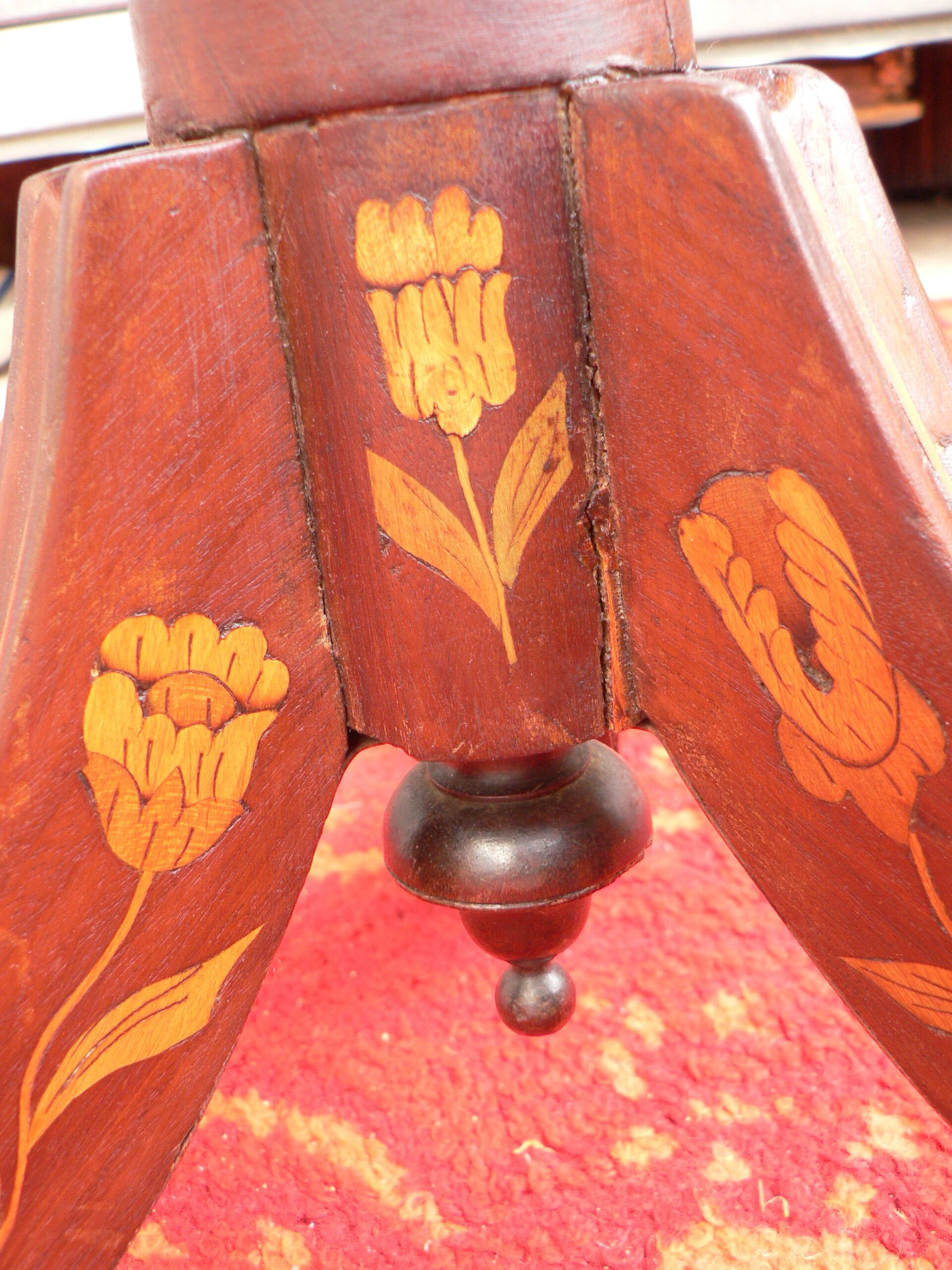 Pedestal table marquetry Charles X