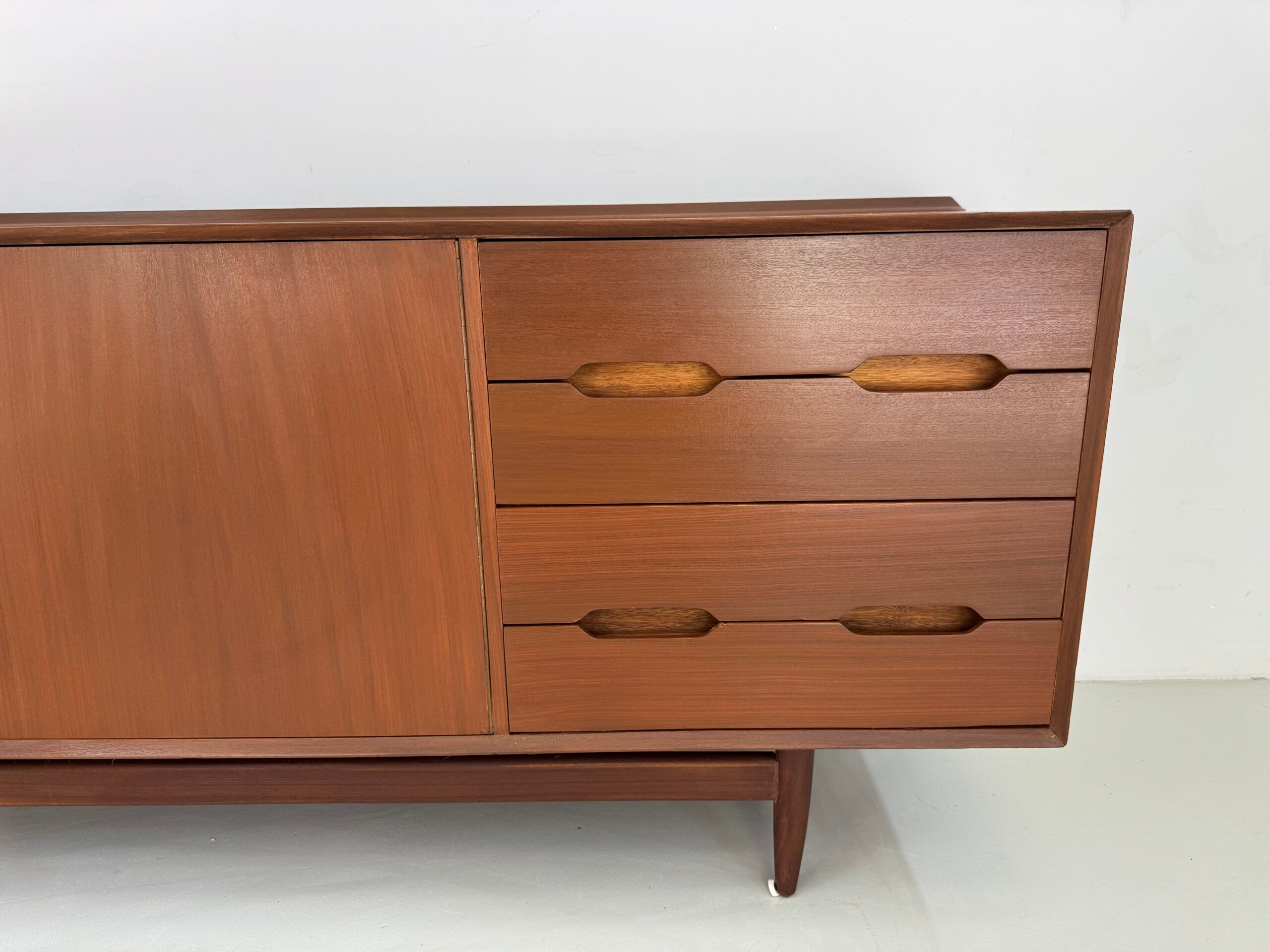 Buffet vintage Younger
