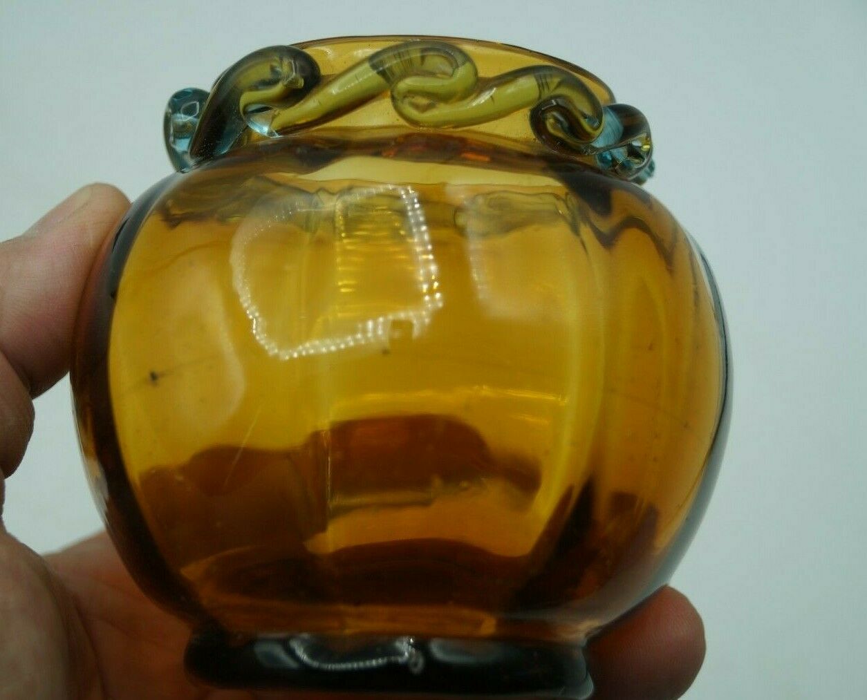 Vase ball Georges Sand