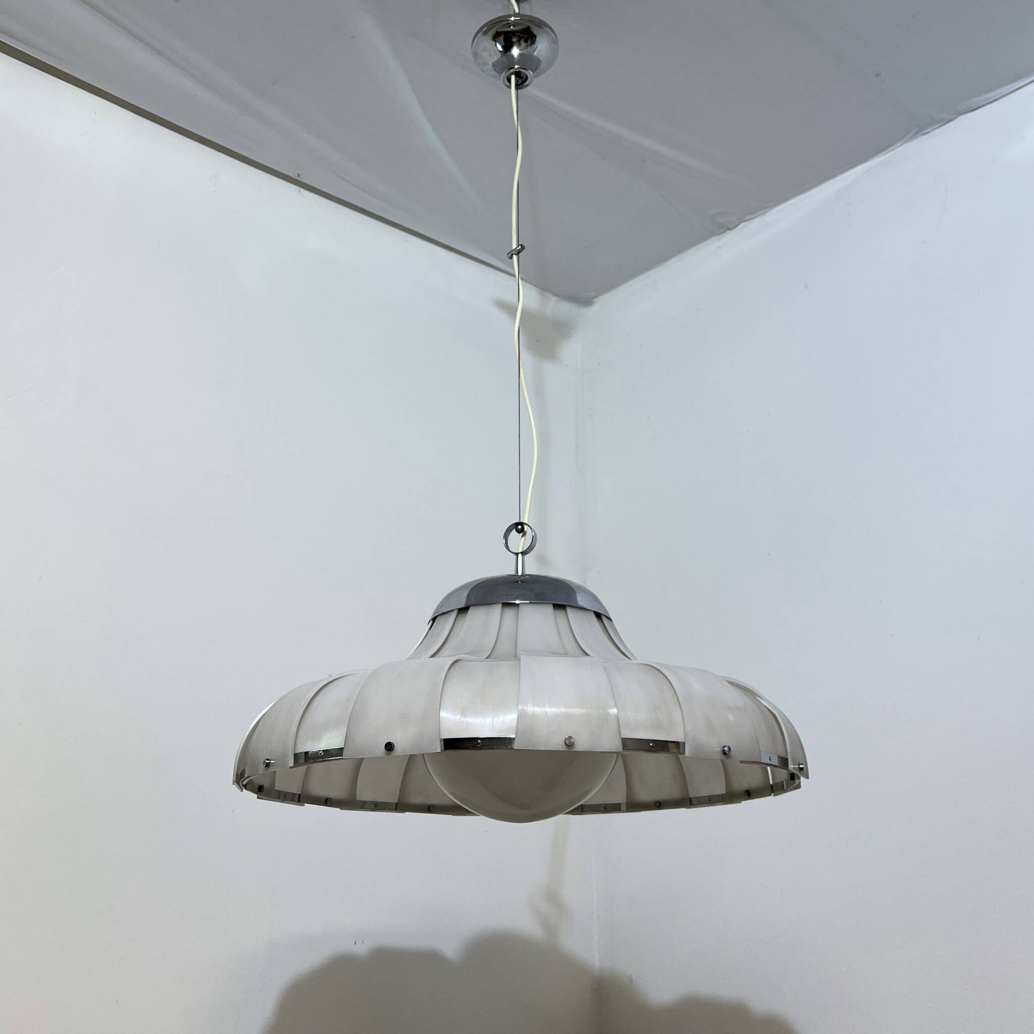 Harvey iGuzzini "Meblo" space age pendant lamp 1960s