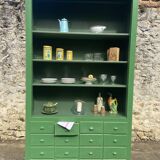Ancien meuble d'atelier