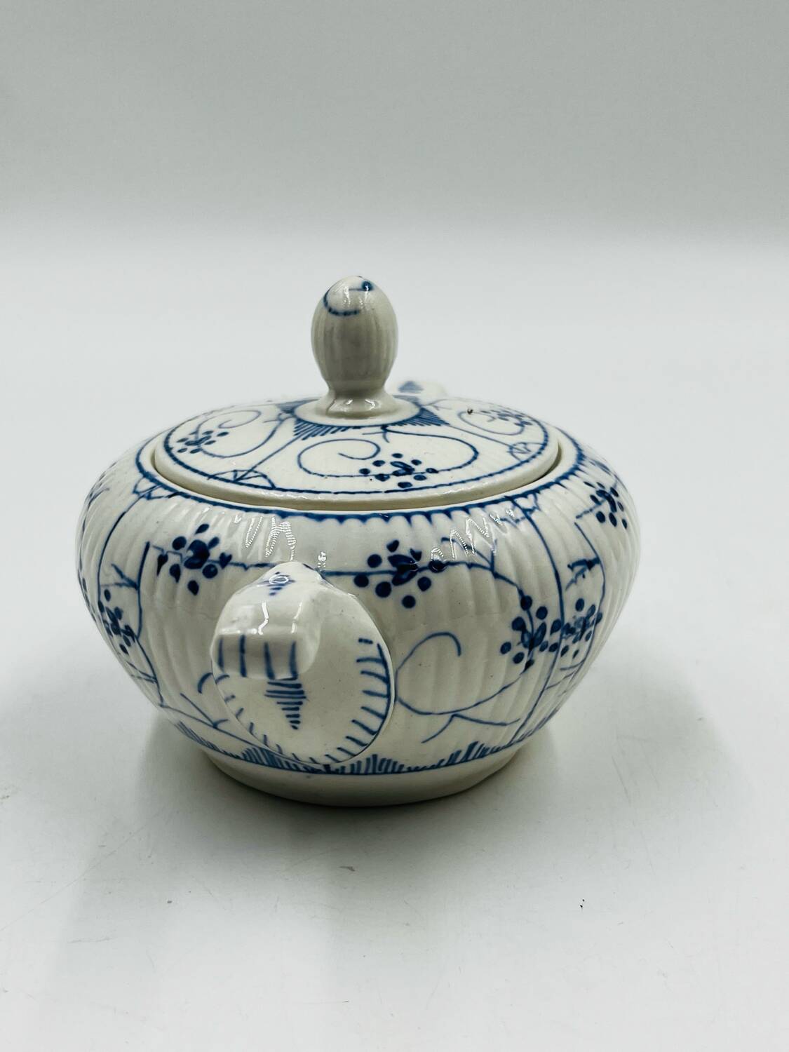 Sarreguemines tea service