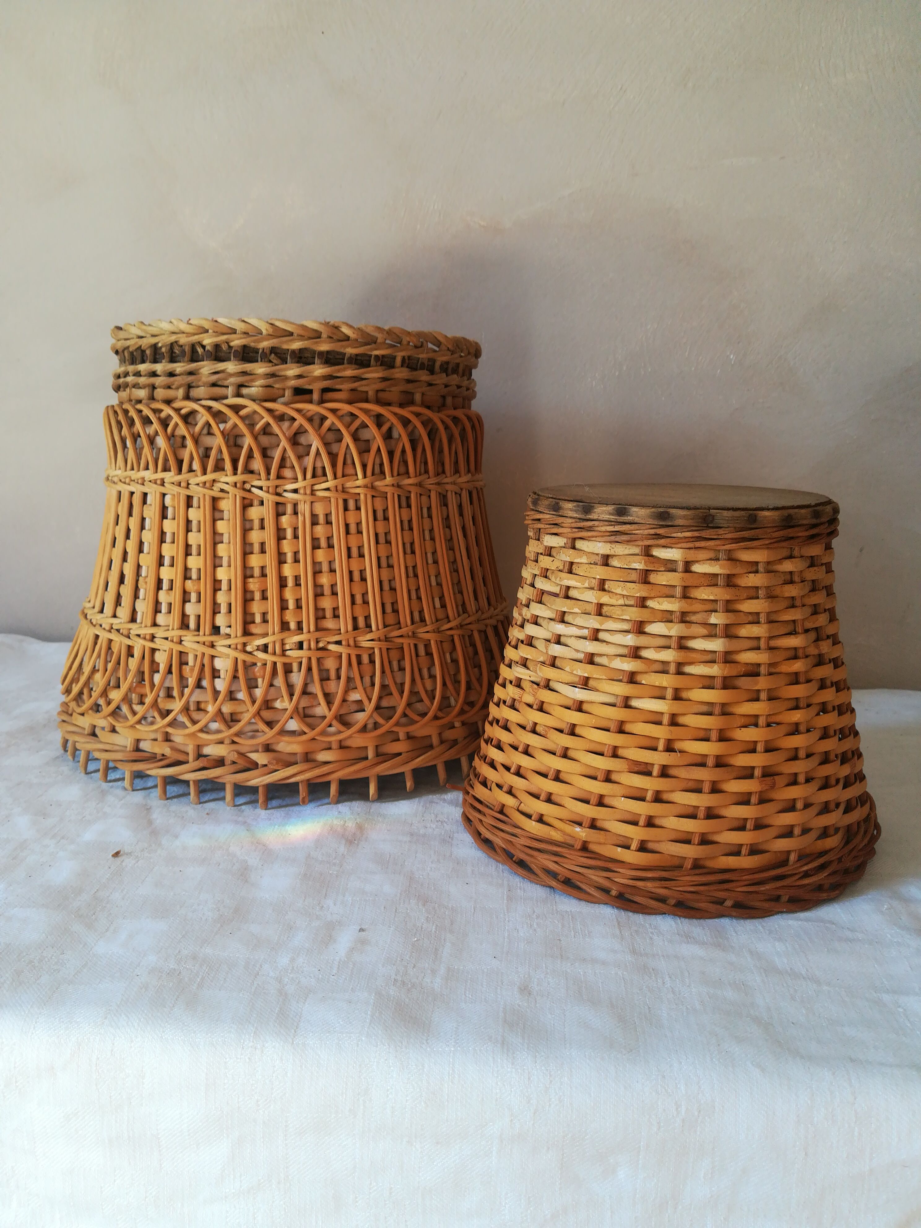 Lot of 2 rattan pot caches
