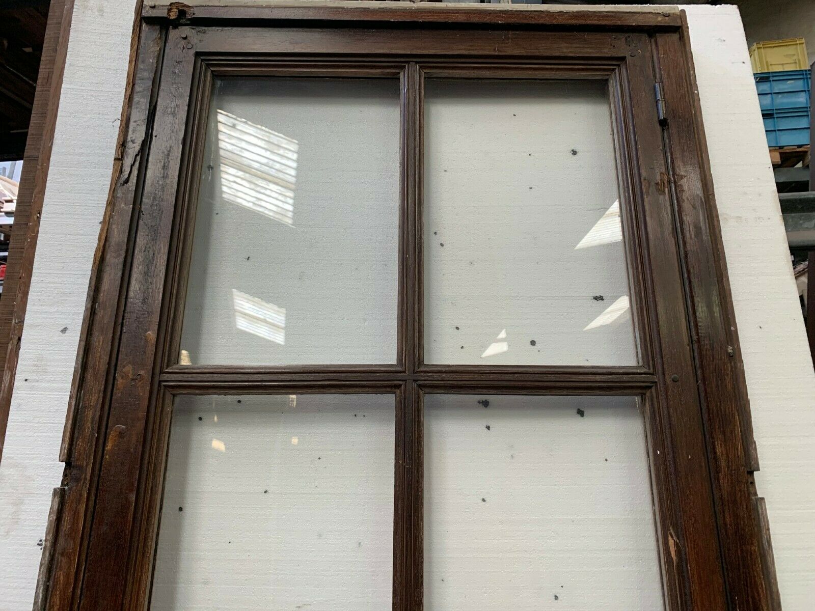 Solid oak passage gate glass door with large 20th century tiles