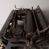 Typewriter continsouza 20s