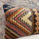 Housse de coussin vintage kilim berbère:Coussin en laine marocaine 60x40cm