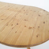 Large pinewood extendable dining table1970's