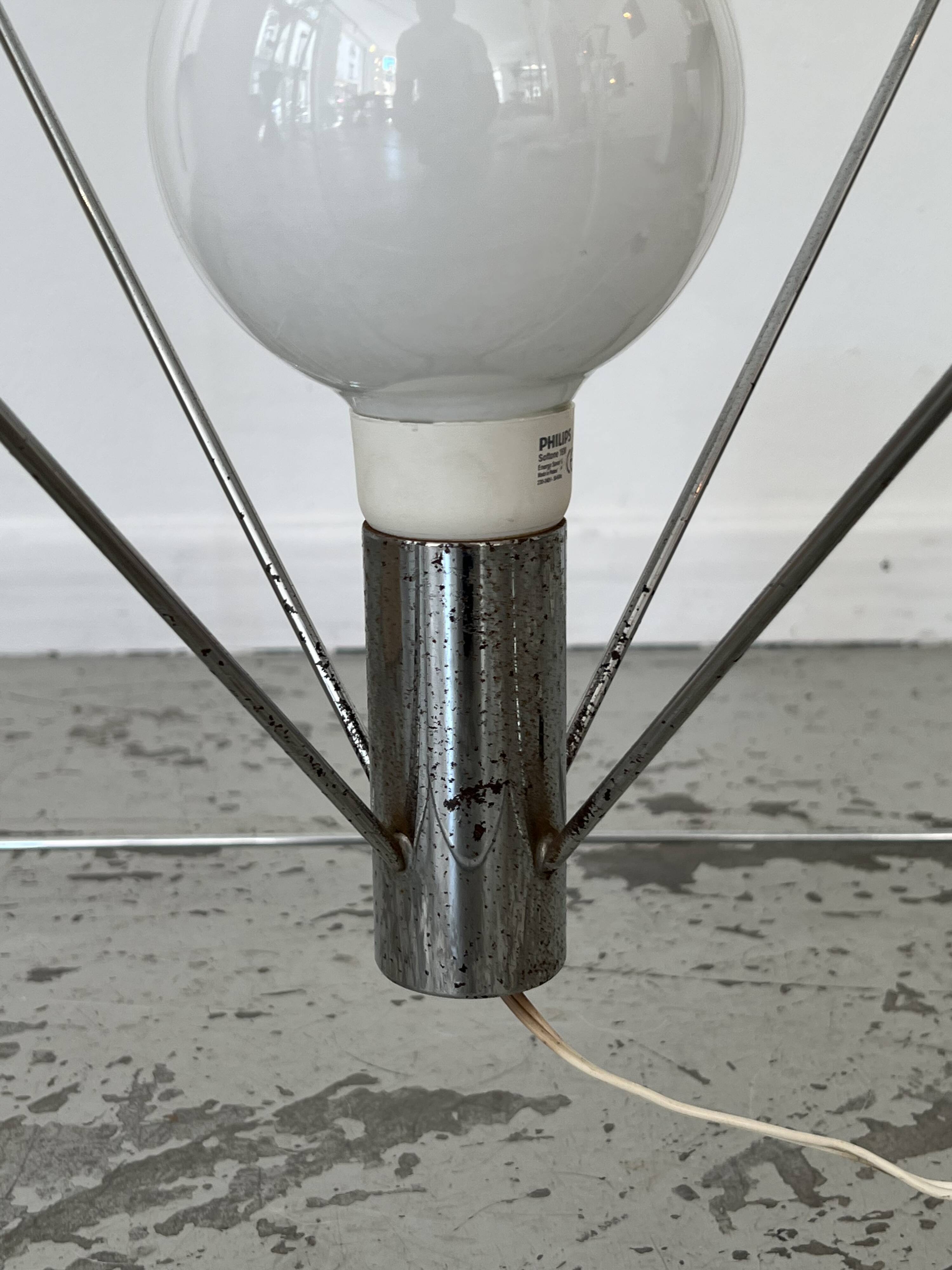 Side table in chromed metal and glass 70s