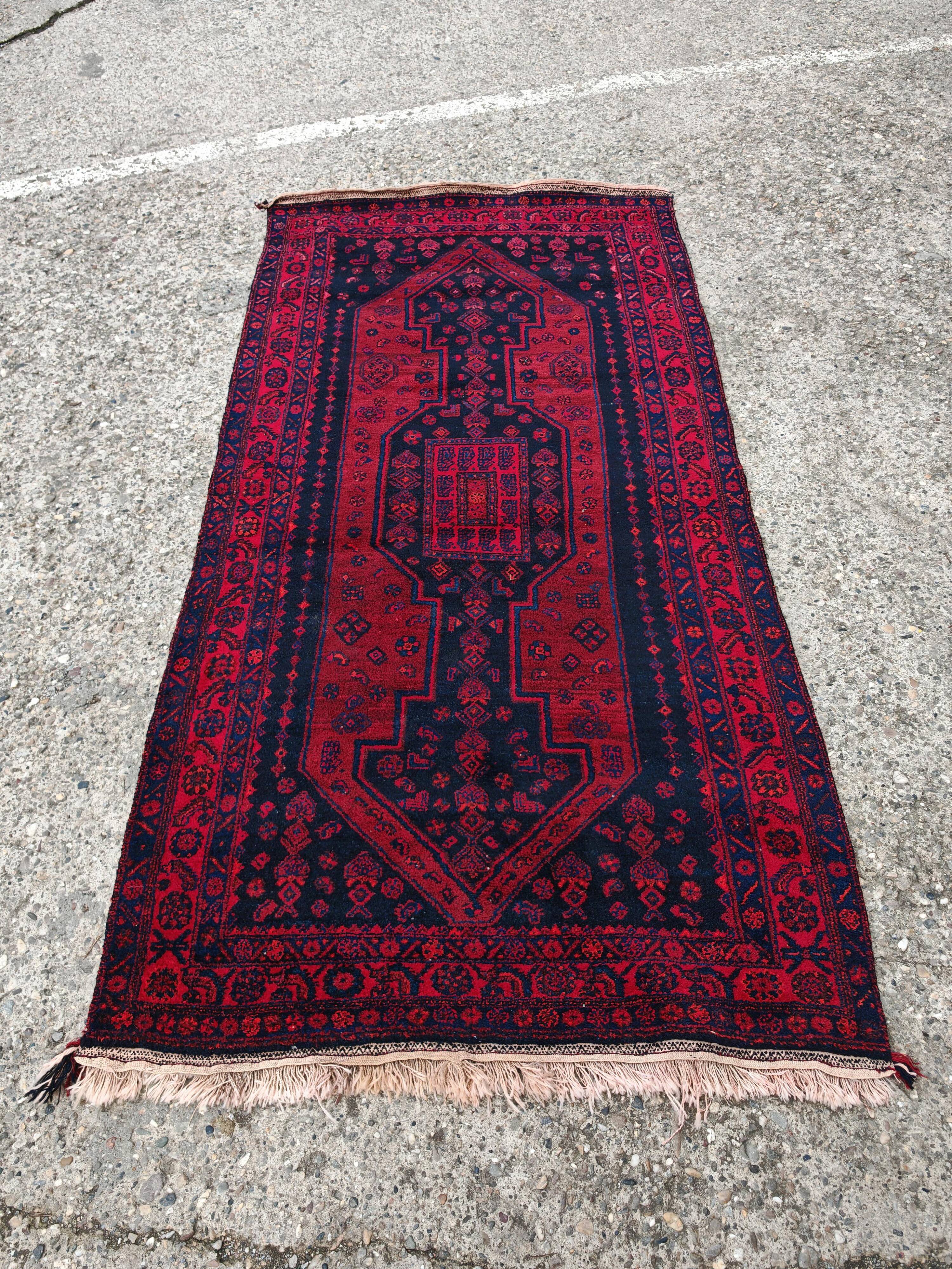 Koliay vintage hand-knotted rug, natural dyes, 1940s.