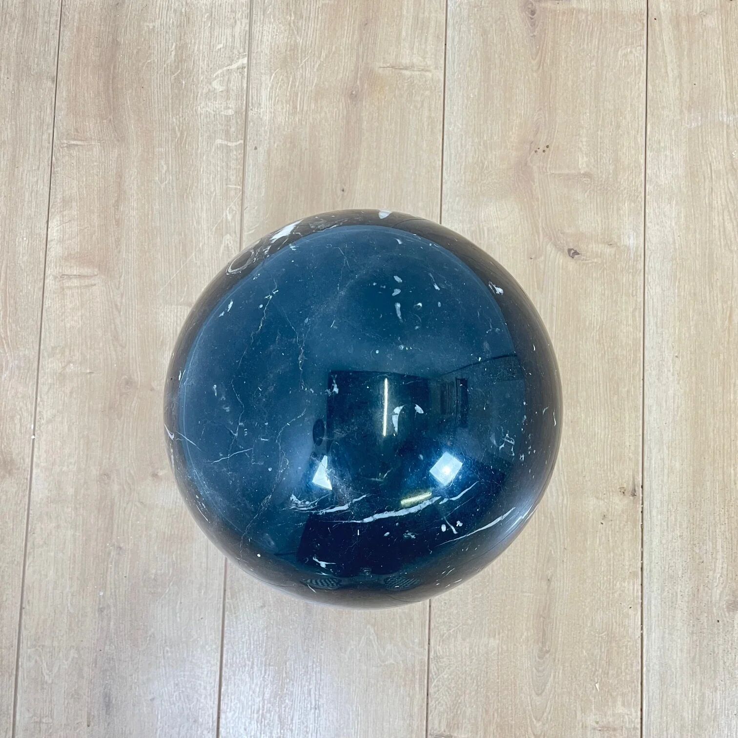 Coffee table in curved glass and black marble sphere, Giorgio Cattelan for Cattelan, 1980