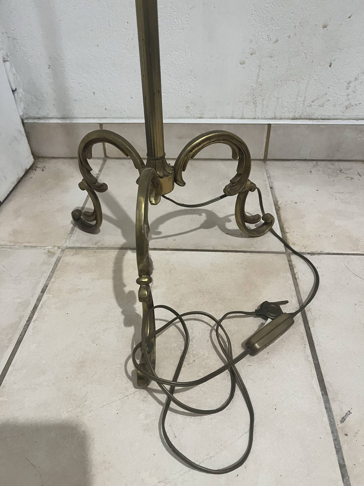 Vintage floor lamp in brass / bronze - Classic style / Lo