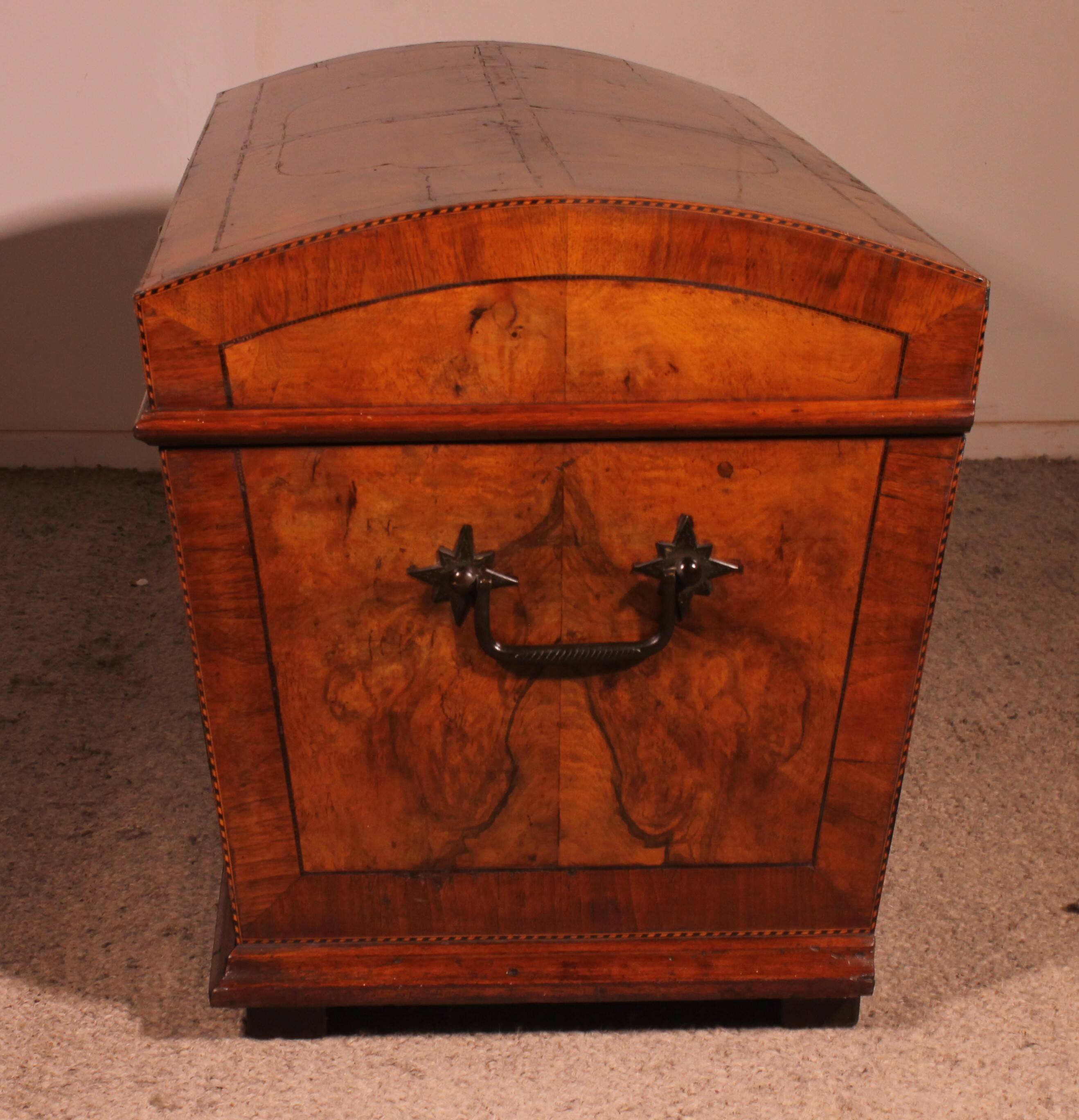 walnut and burl walnut chest - 18th century