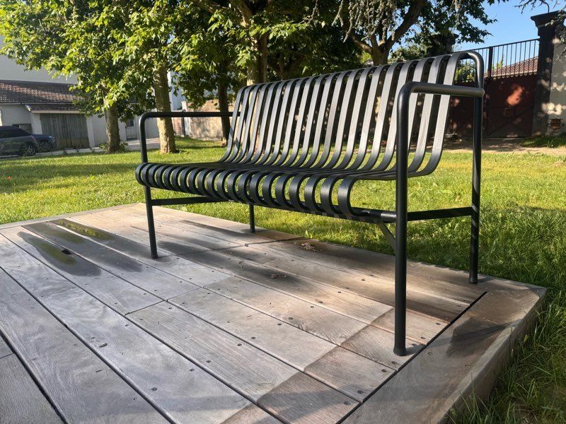 HAY PALISSADE bench