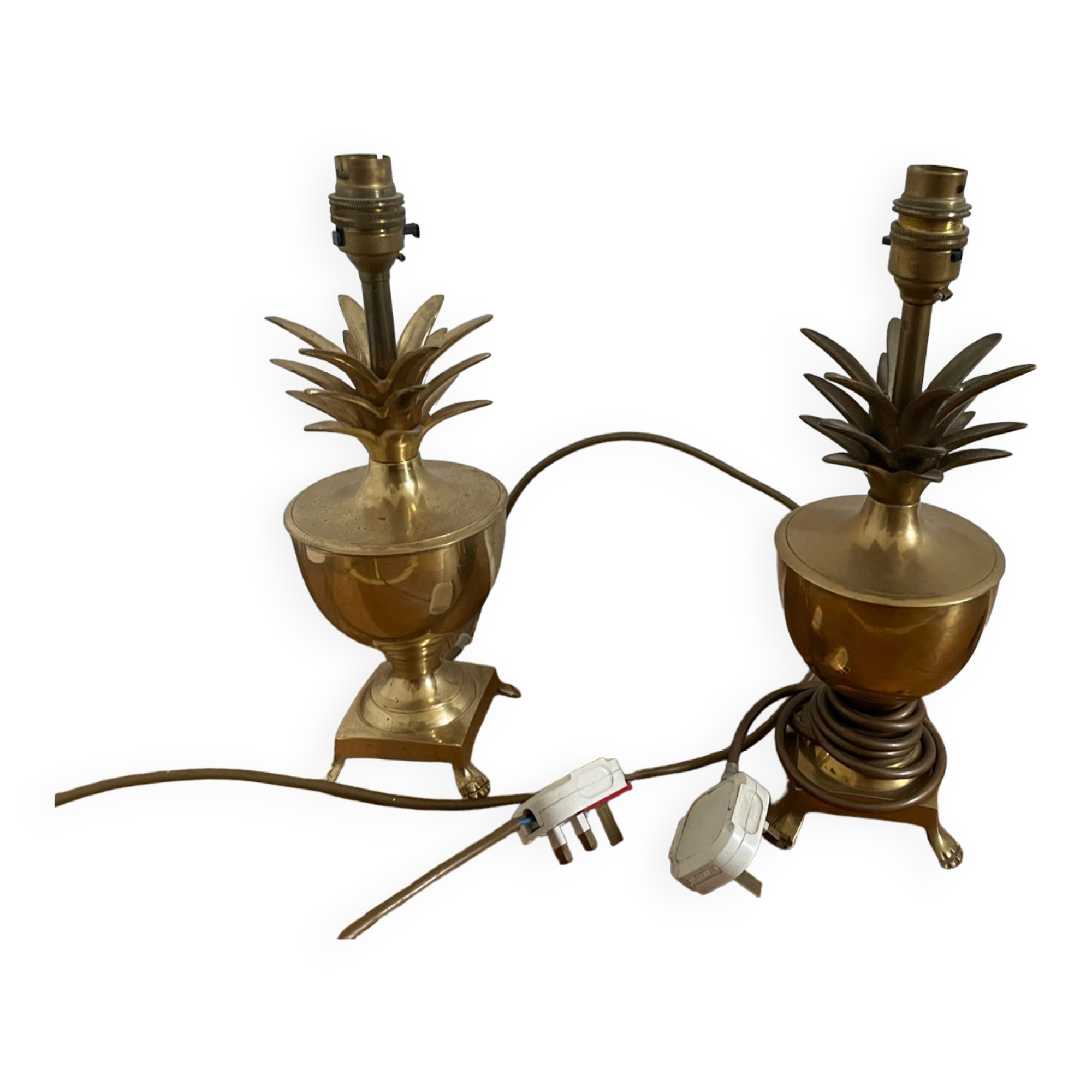 Pair of pineapple lamp legs