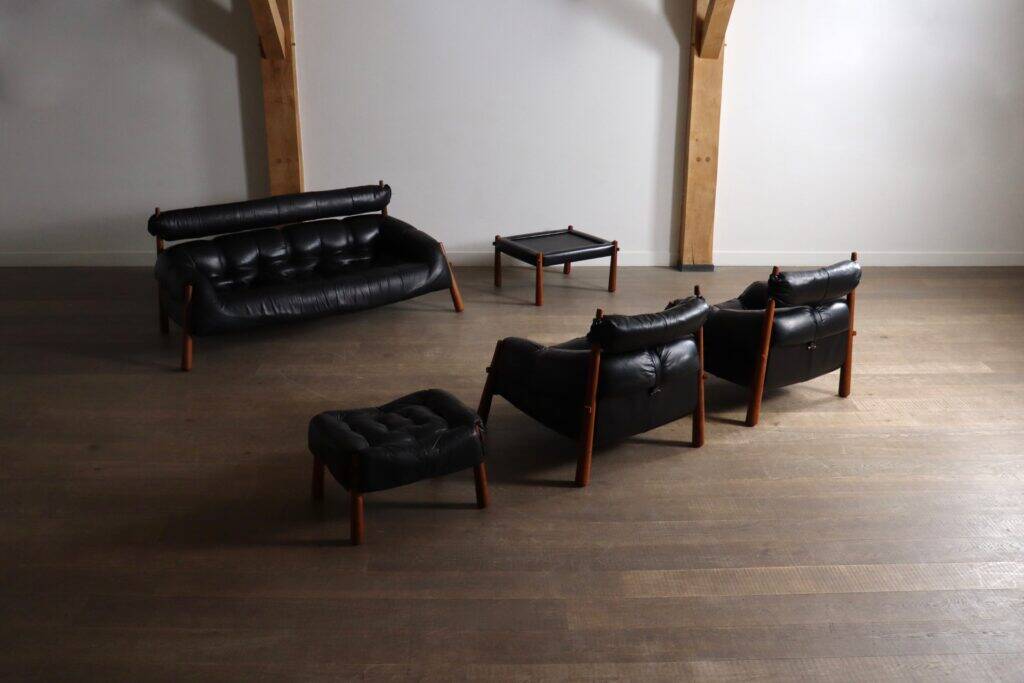 Percival Lafer MP-81 three seater sofa in black leather, Brazil 1970s