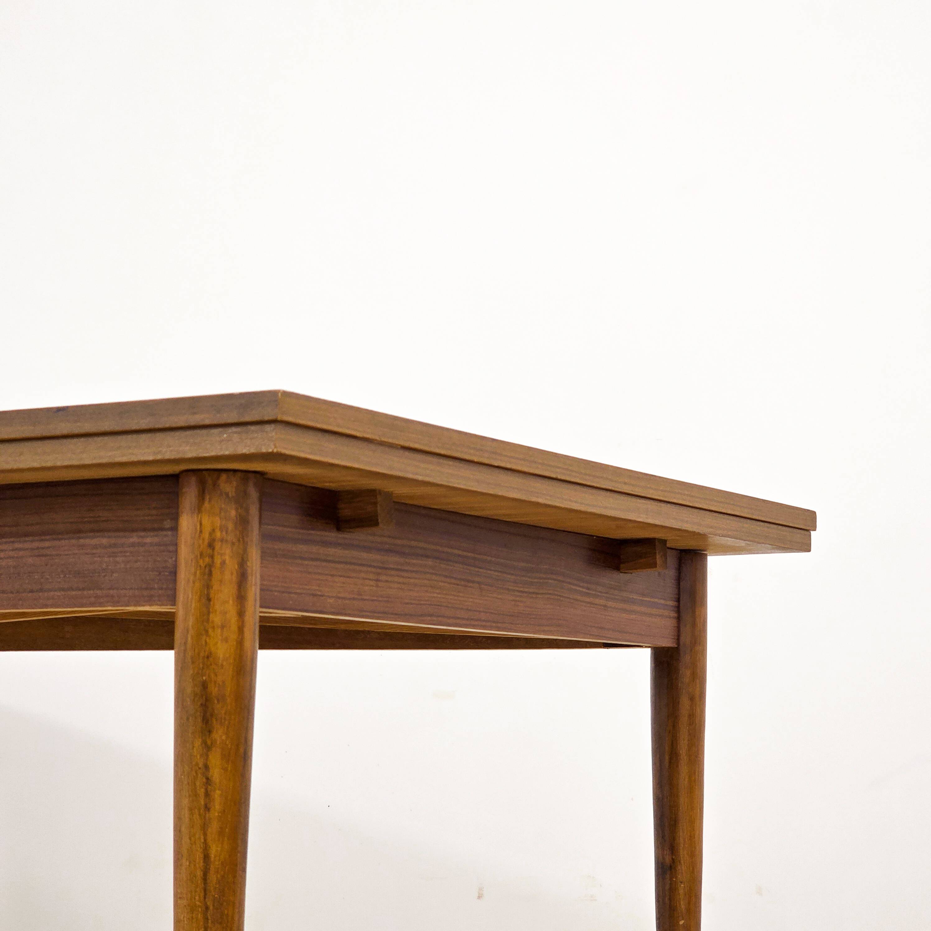 Scandinavian dining set, extendable table + six chairs - 197