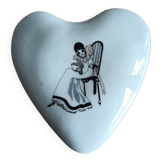 Heart-shaped jewelry box Pierrot decor