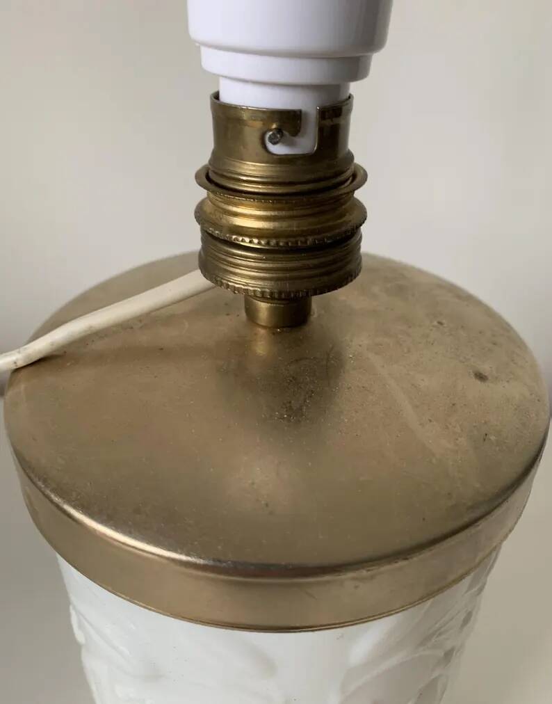 Vintage opaline glass lamp from the 50s and 60s, retro bedside lamp, French craftsmanship, elegant minimalist design lighting.