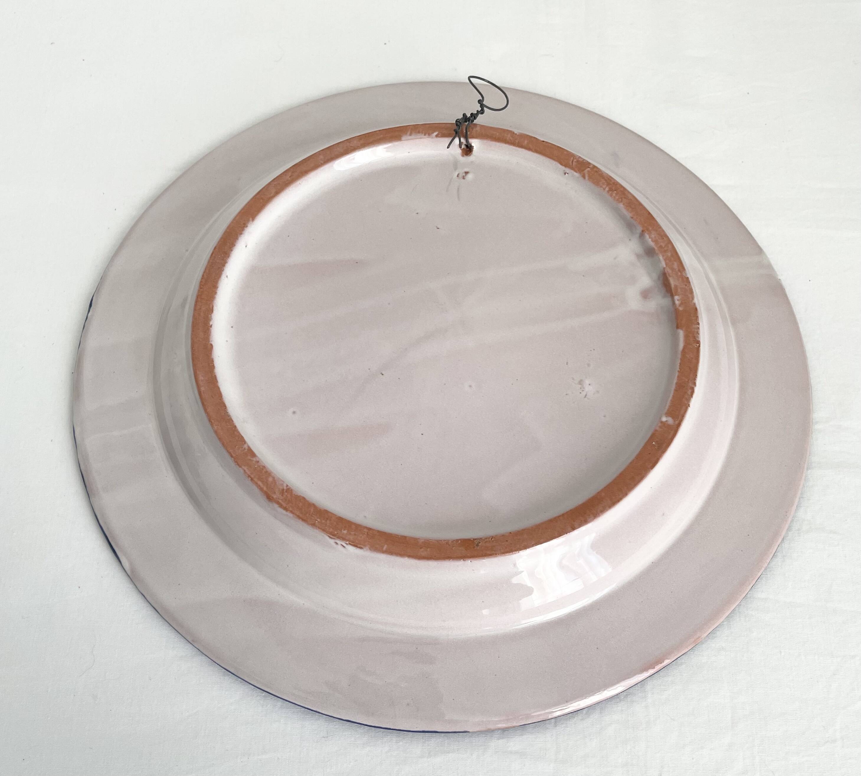 Assiette plate émaillée Fajalauza