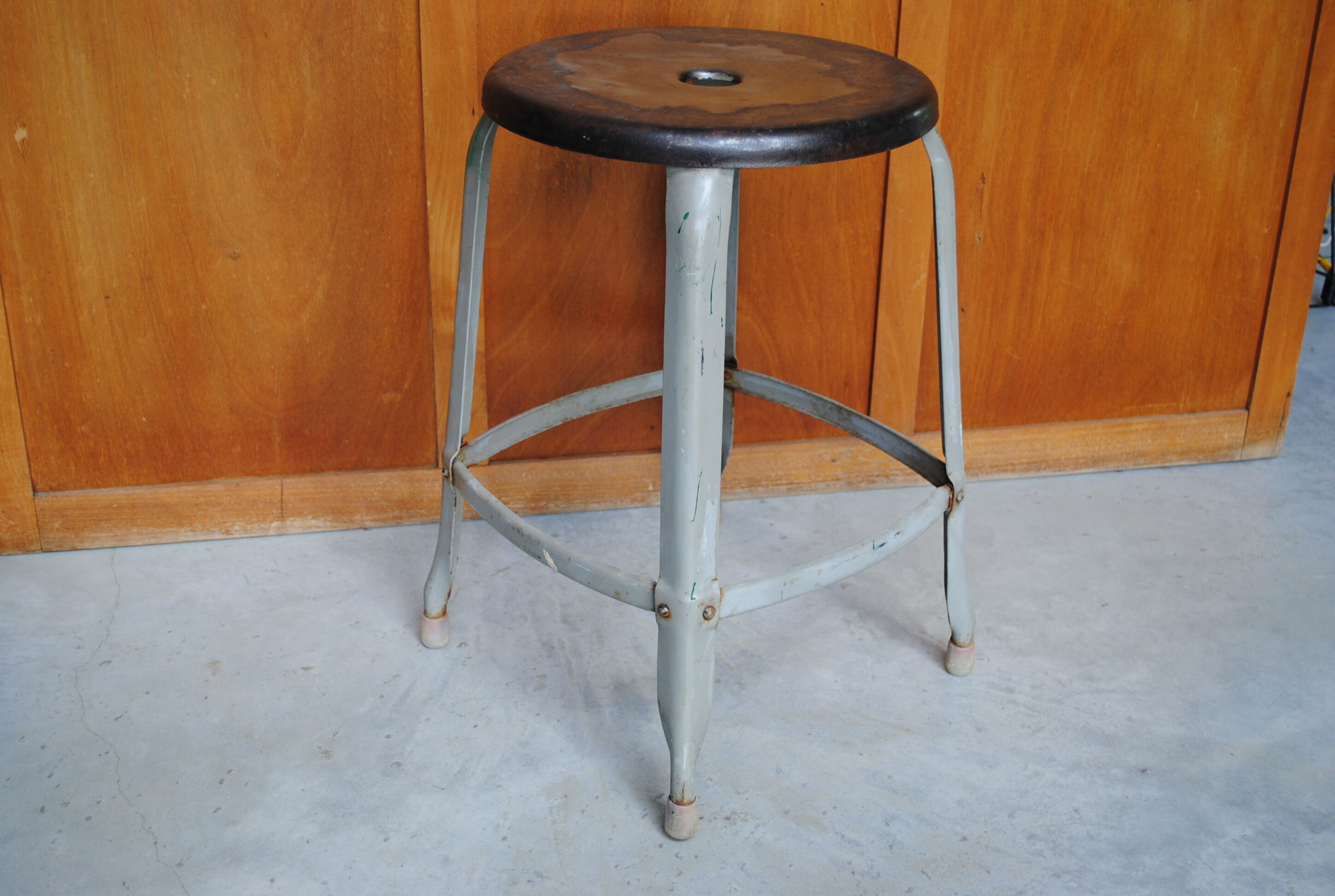 industrial Nicolle stool