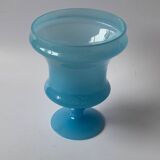 Vase vintage en opaline bleu