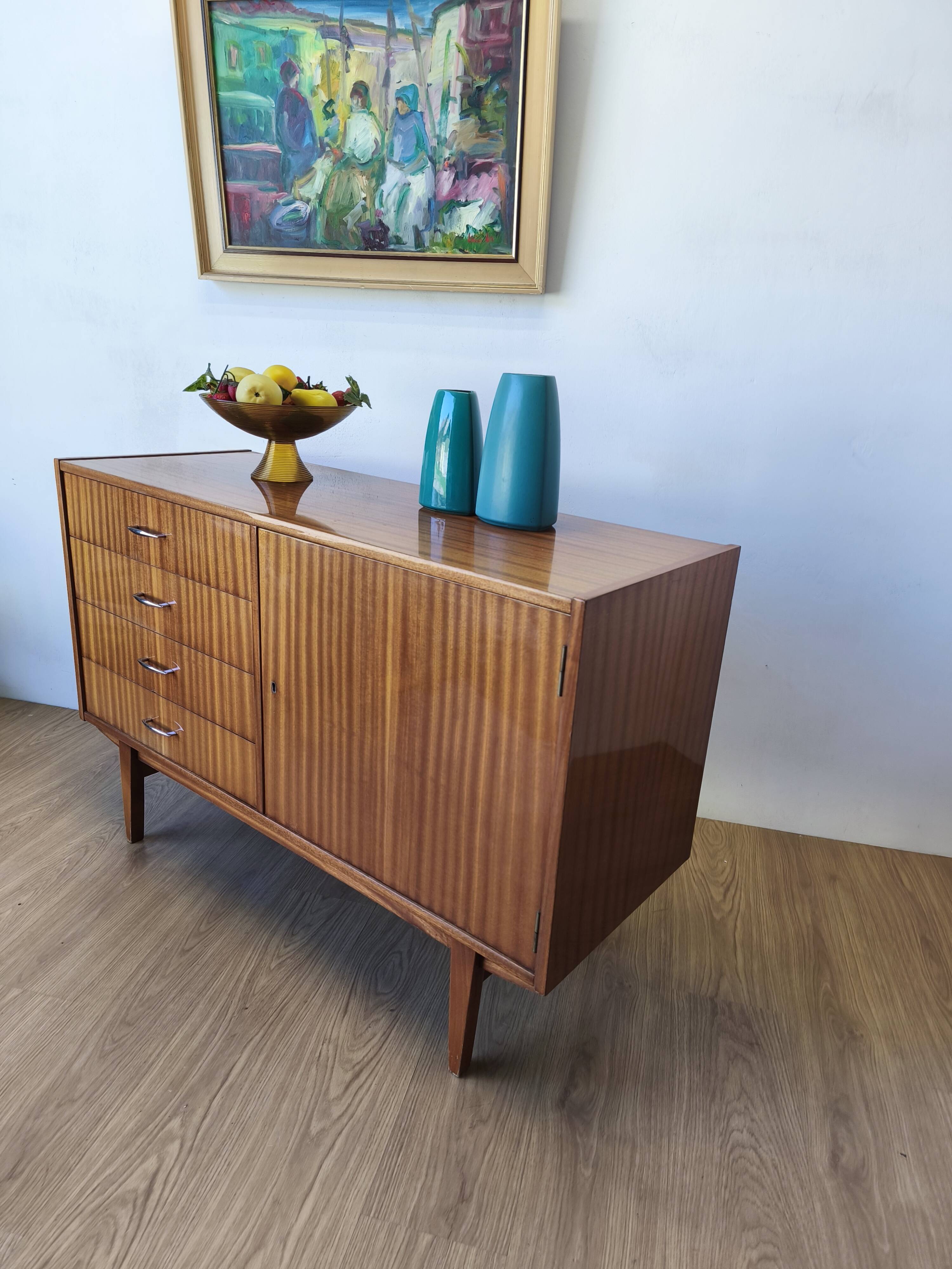 Modernist sideboard of the 1970.
