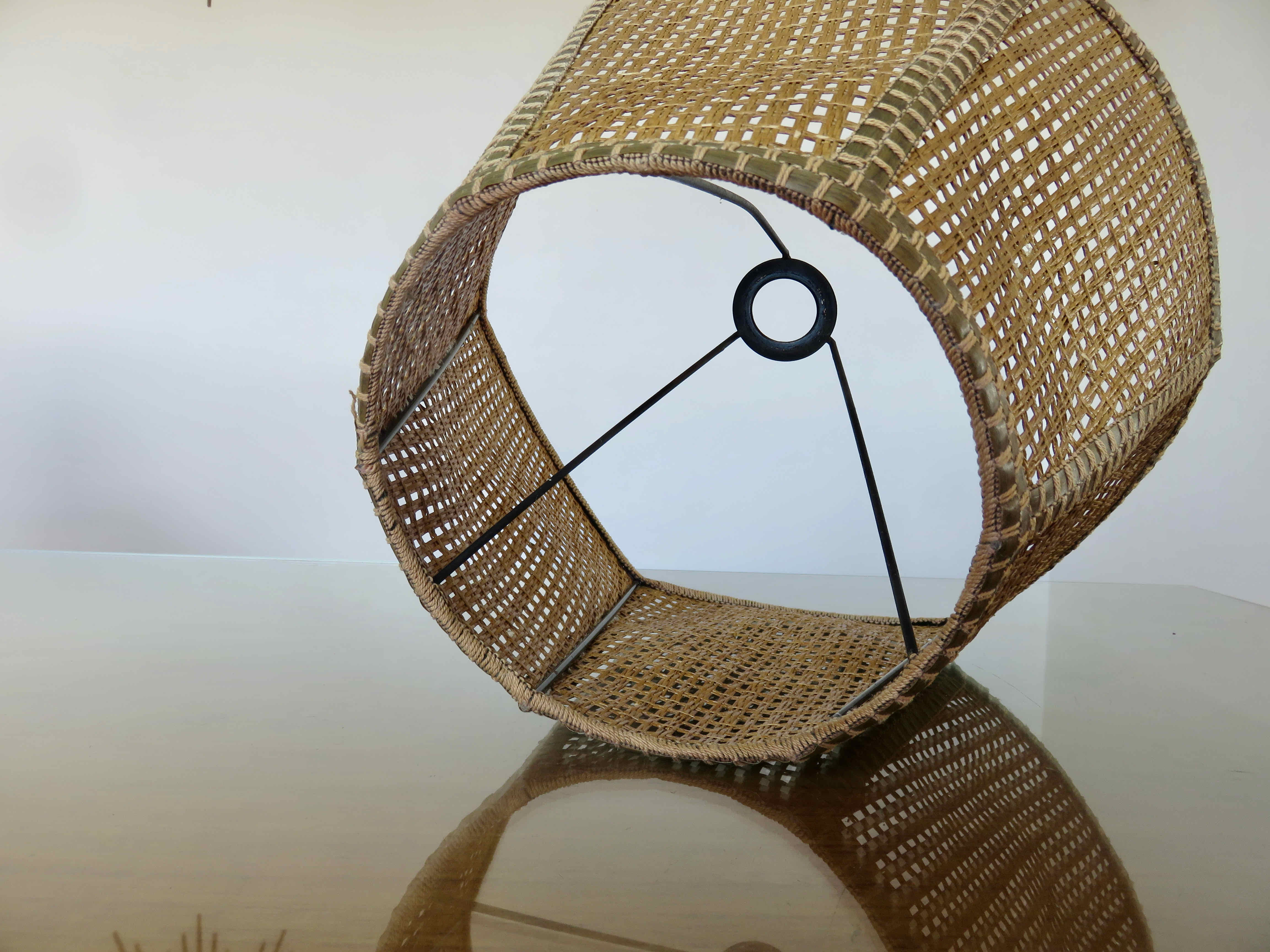 Bottle lamp in scoubidou, lampshade in rattan years 50/60