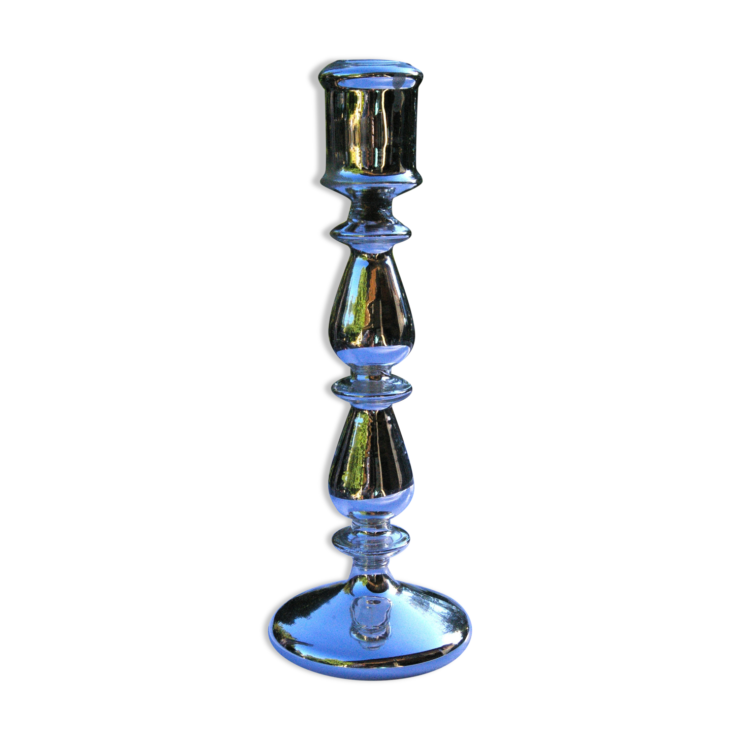 Candle holder in eglomerized glass