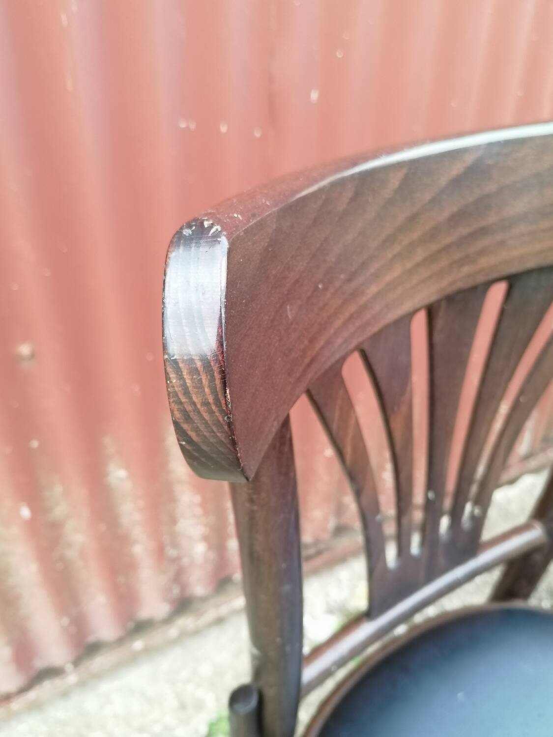 Lot de 6 chaises bistrot skaï noir vintage