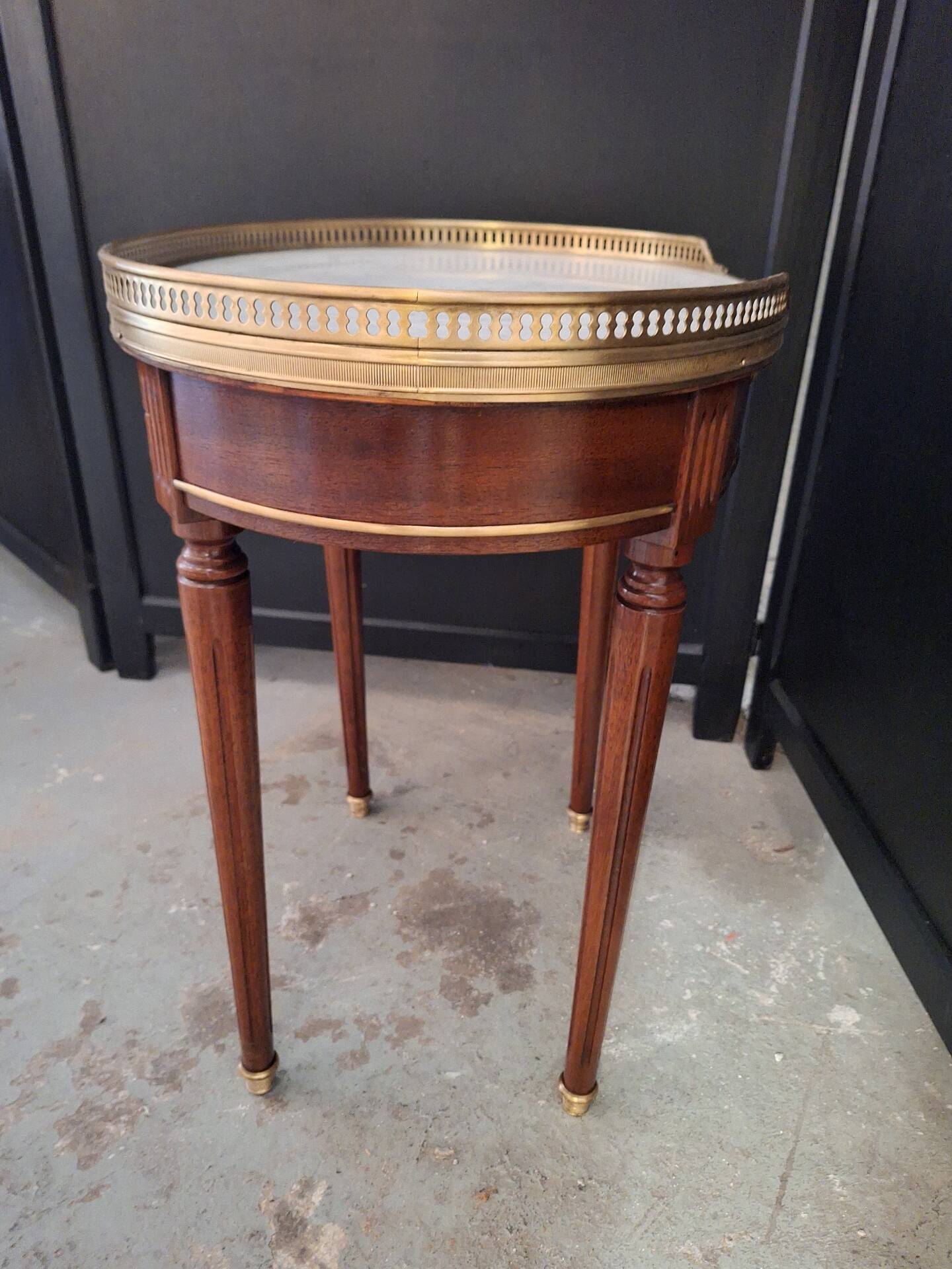 Bedside table