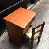 Child desk chair with trunk