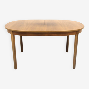 Table de salle à manger scandinave en noyer, Suède, 1960