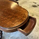 Middle table in mahogany.