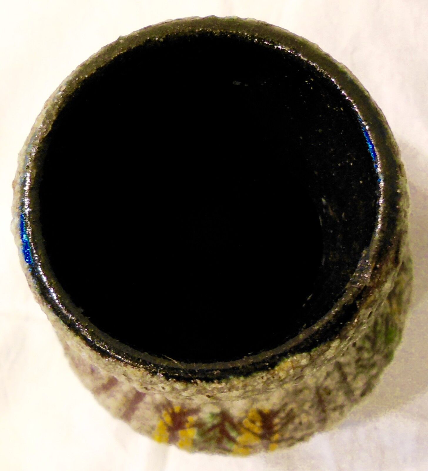 Ceramic vase of accolay, primitive abstract decor