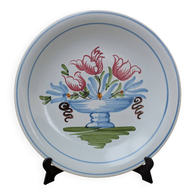 Assiette au bouquet de fleurs peint main sur fond bleu clair 25cm