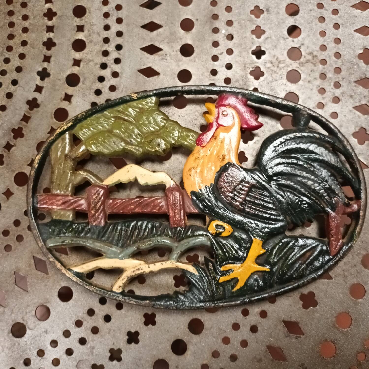 Rooster cast iron trivet
