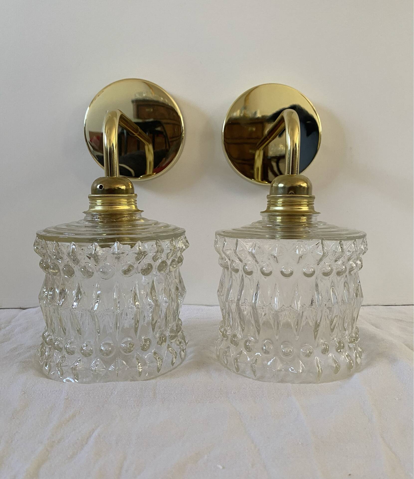 Pair of vintage wall lights