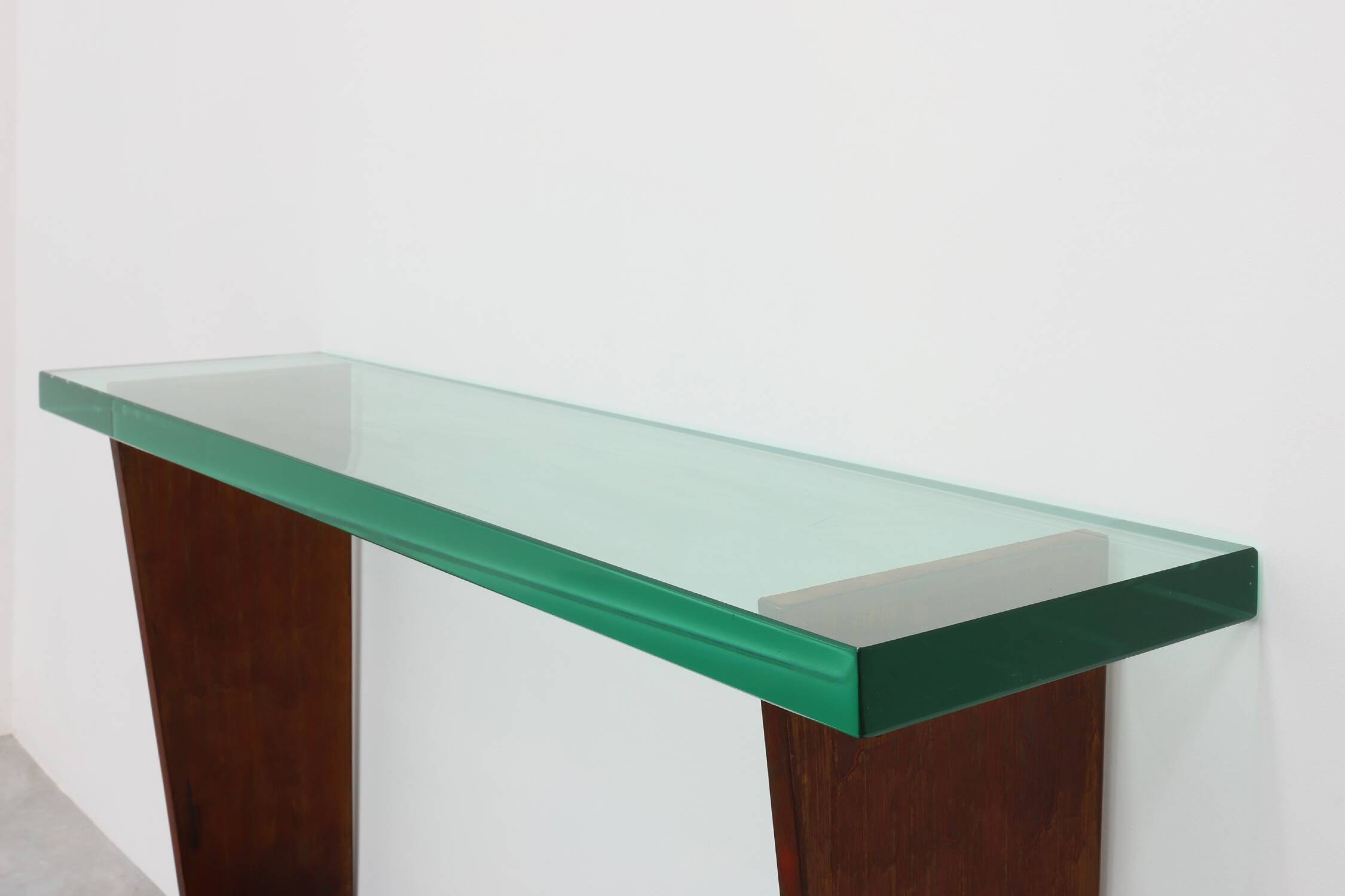 Console sculpturale Art Déco française avec plateau en verre, vers 1925