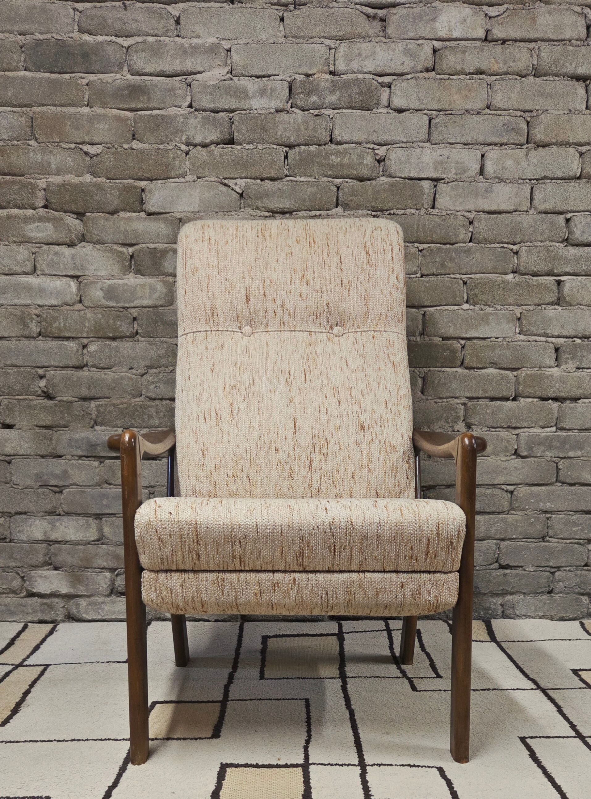 Vintage Scandinavian reclining armchair in curved wood – 1960s/70s