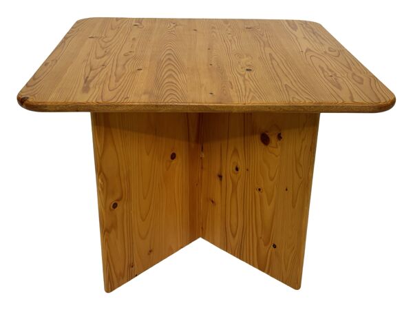 Table basse / table d'appoint vintage en pin au design organique minimaliste