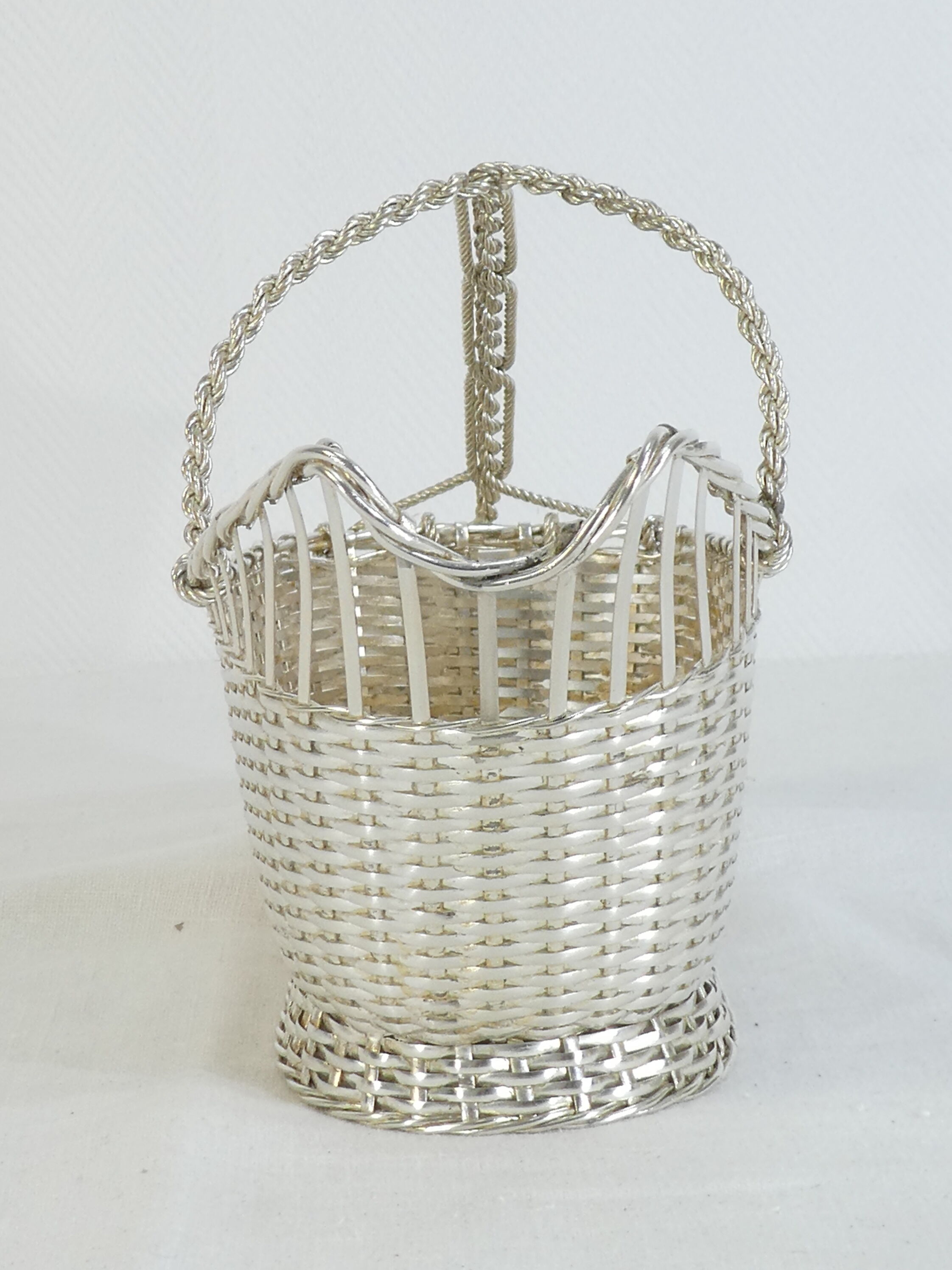 Christofle basket door silver metal bottle