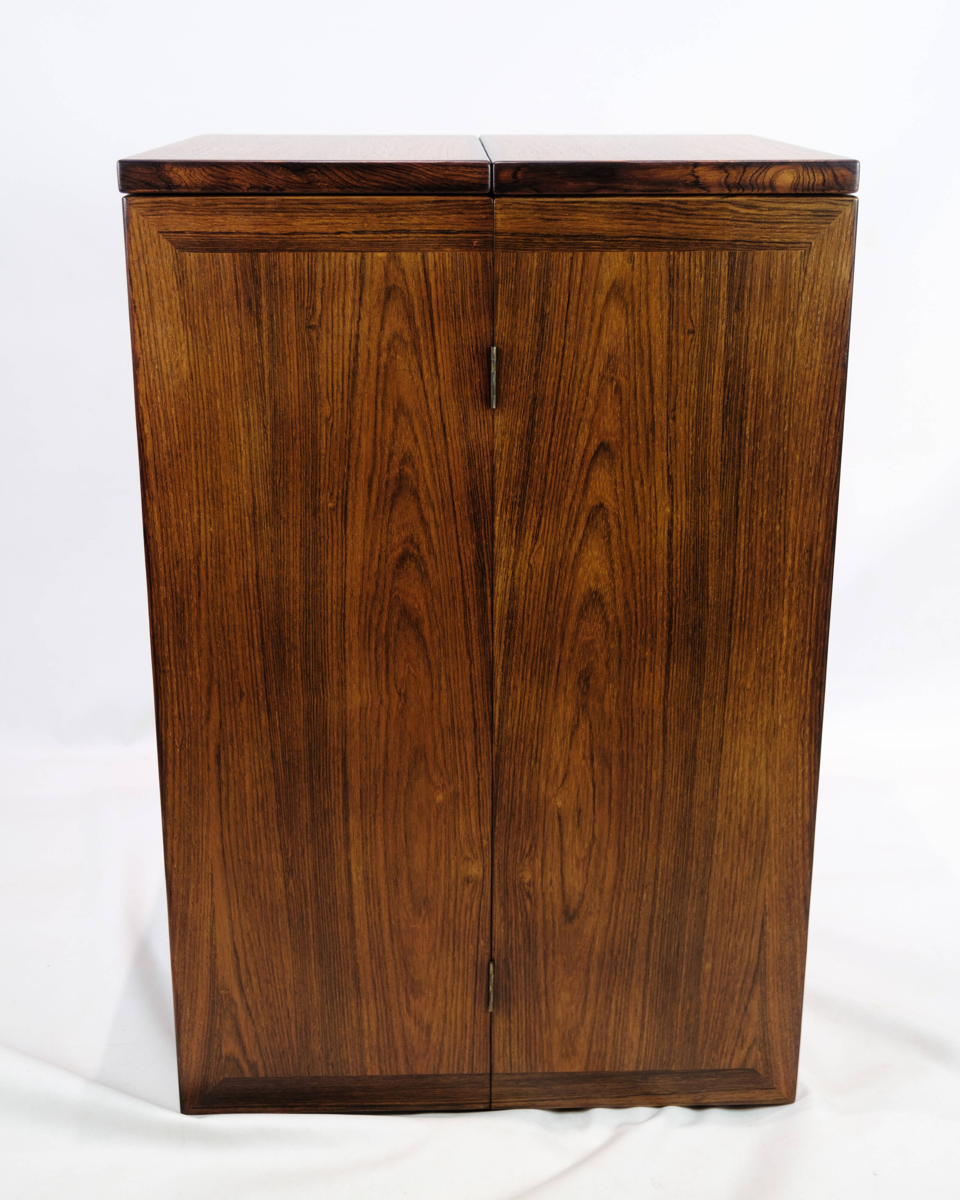 Captain´s Bar Made In Rosewood With wheels by Dyrlund From 1960s