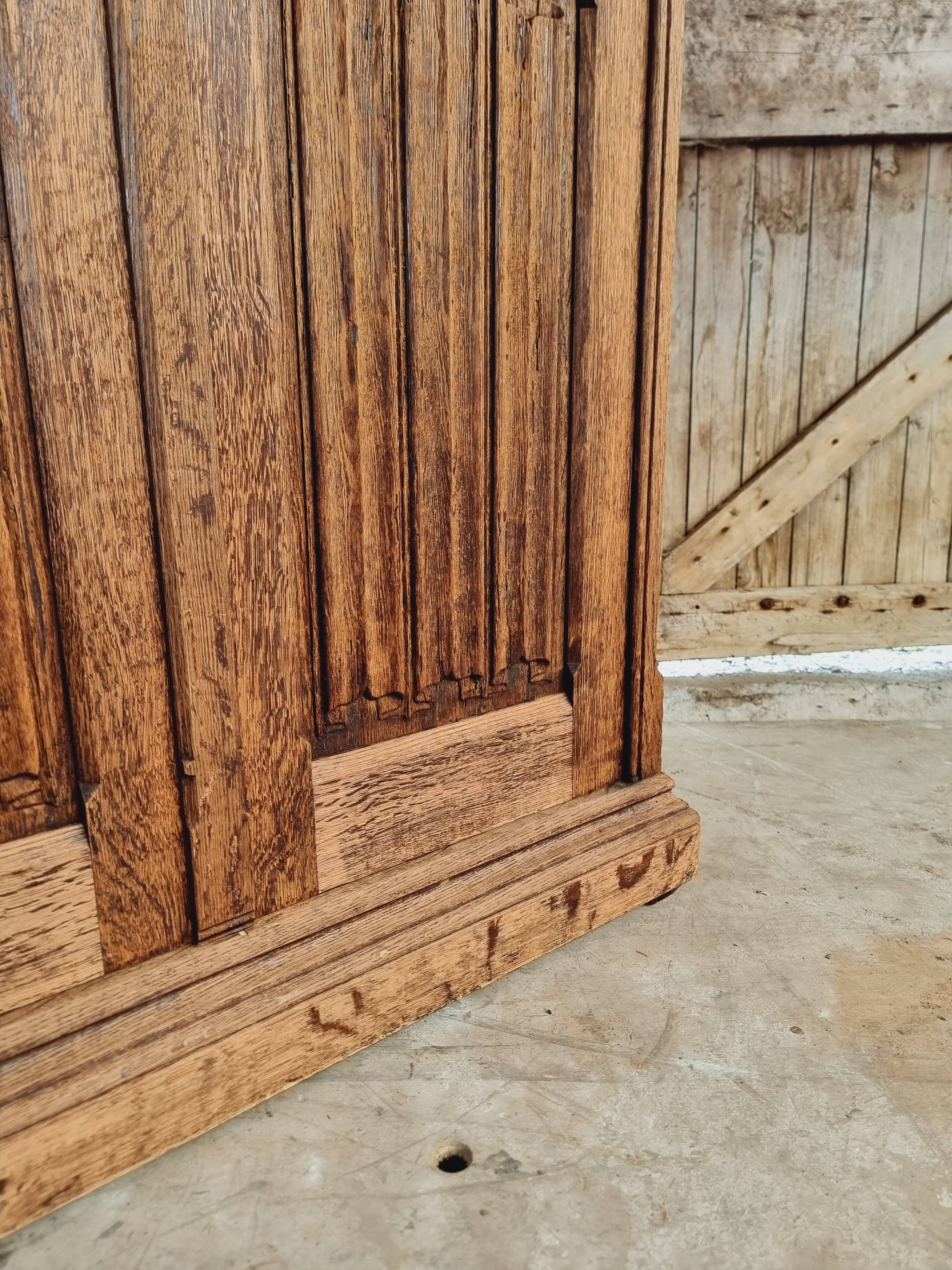 Antique cabinet drawercabinet Neo Gothic