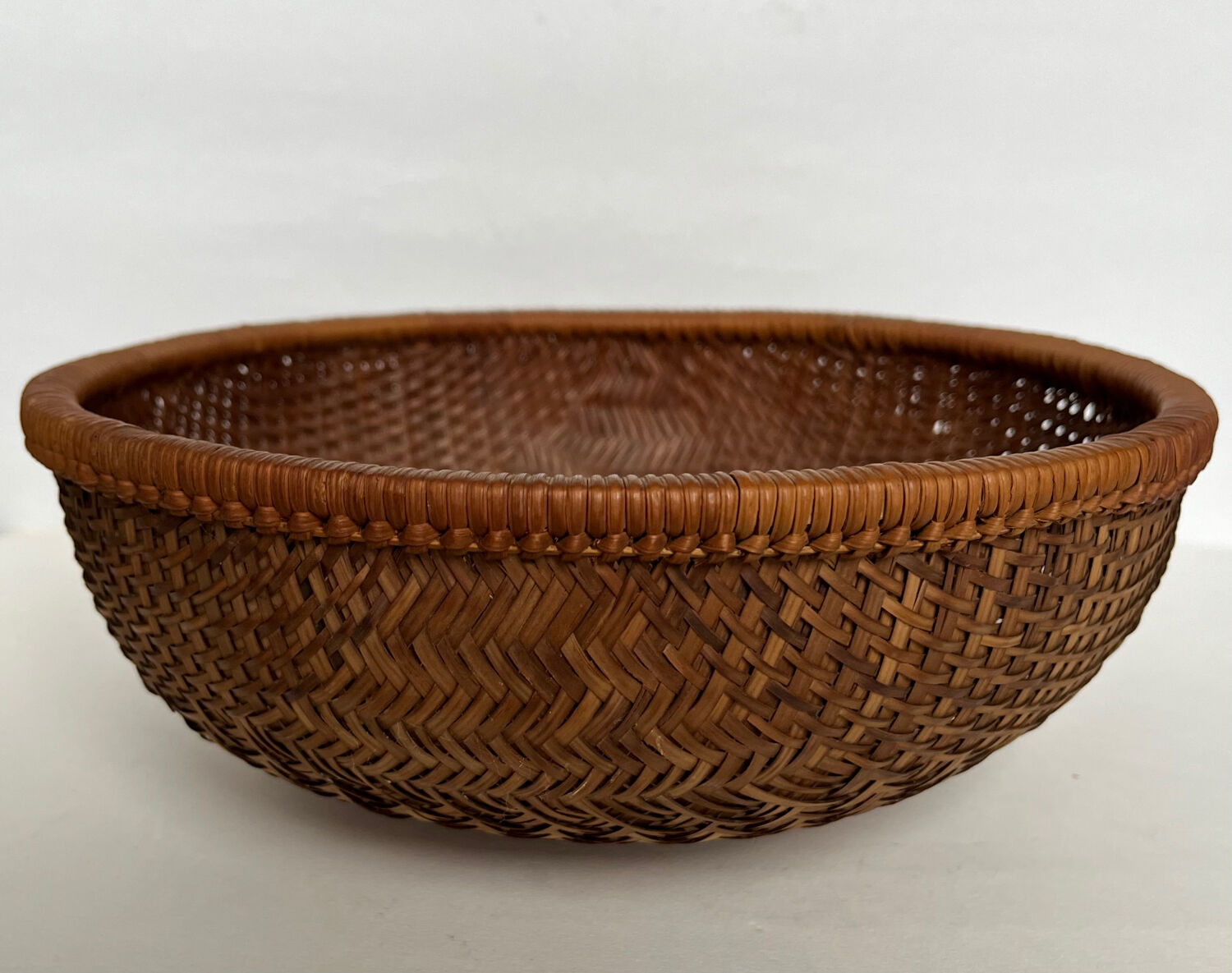Woven straw basket