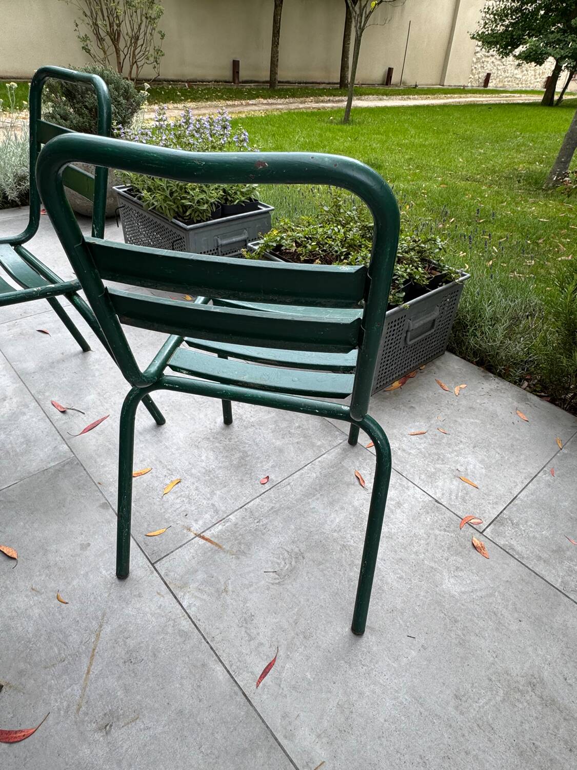 Metal garden furniture