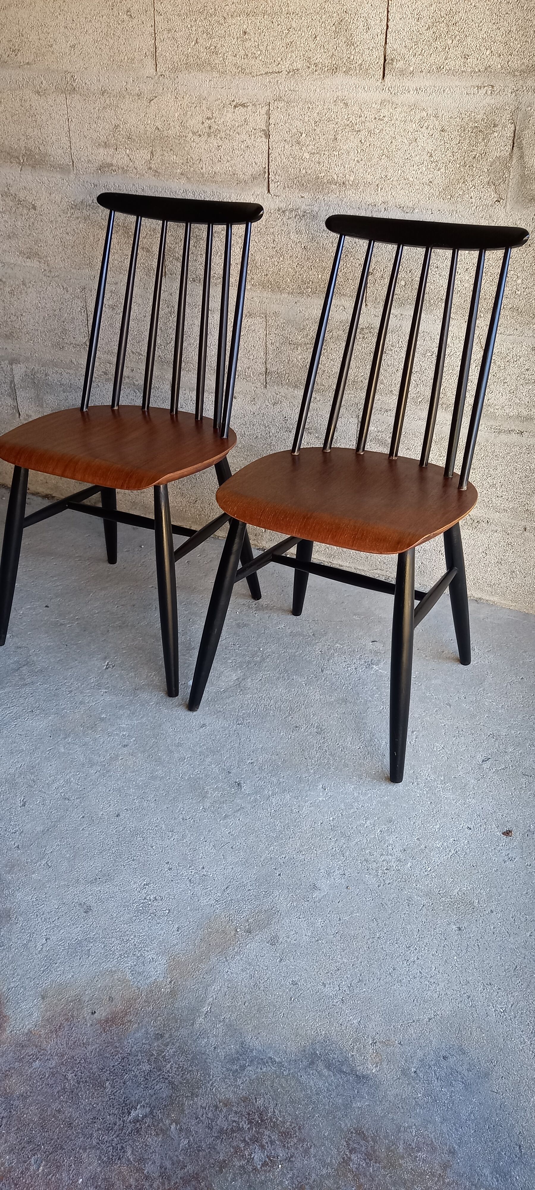 Chaises fanett d'Ilmari Tapiovaara